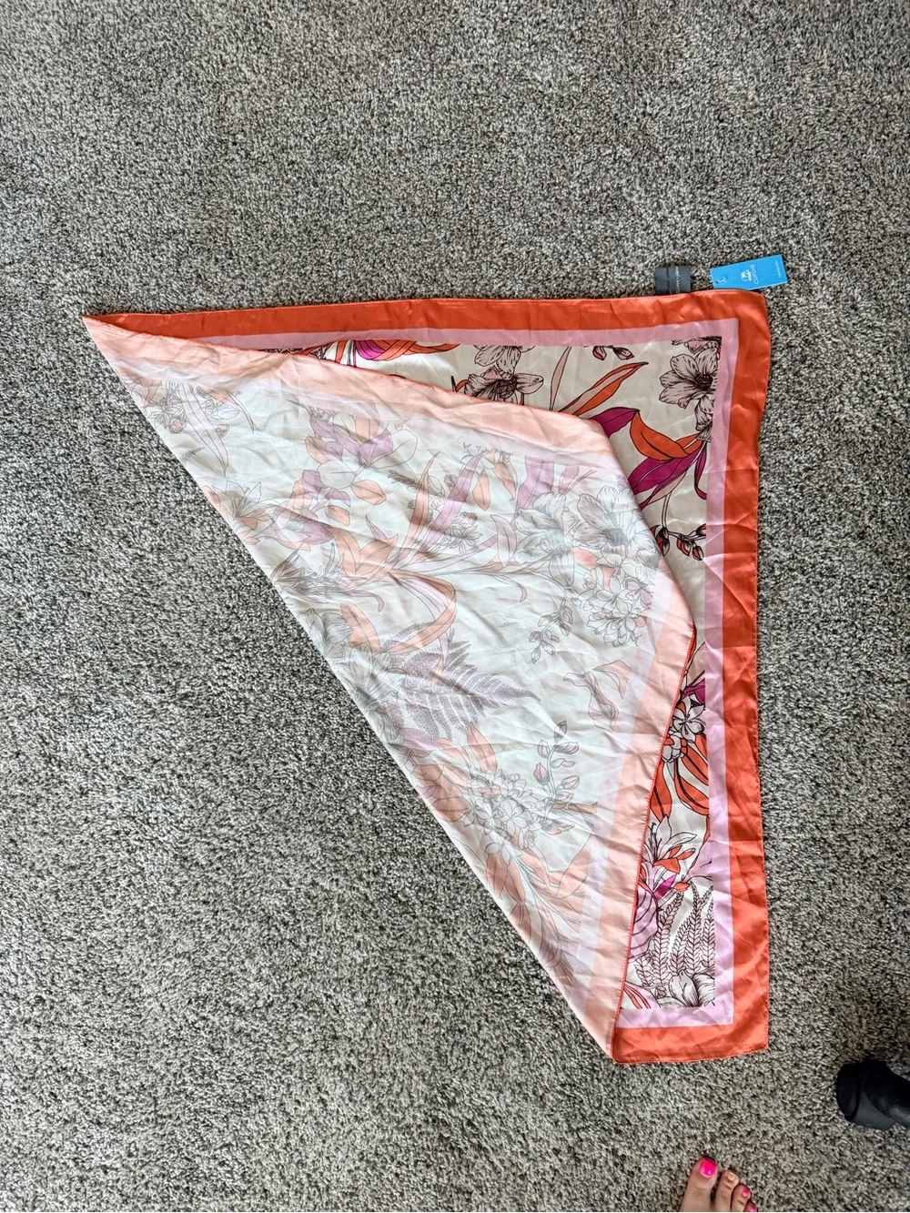 Cupshe Floral Satin Square Scarf in Orange and Pink